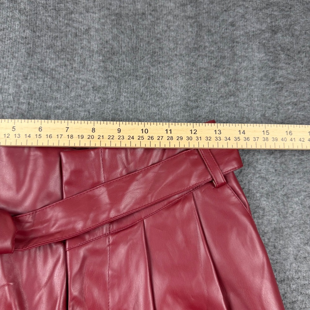 Ces Femme Faux Leather Shorts Women's Small Burgundy High Waist Pleated Tie Belt - Picture 4 of 12
